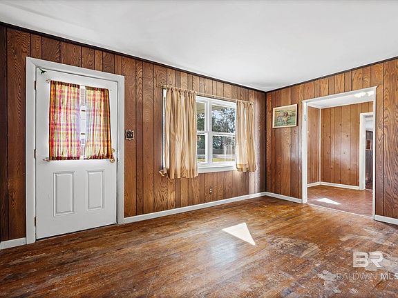 3rd image of 25689 County Road 55