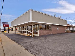 3033 S Seneca St, Wichita, KS 67217