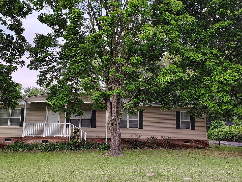 1st image of 120 Neal Dr