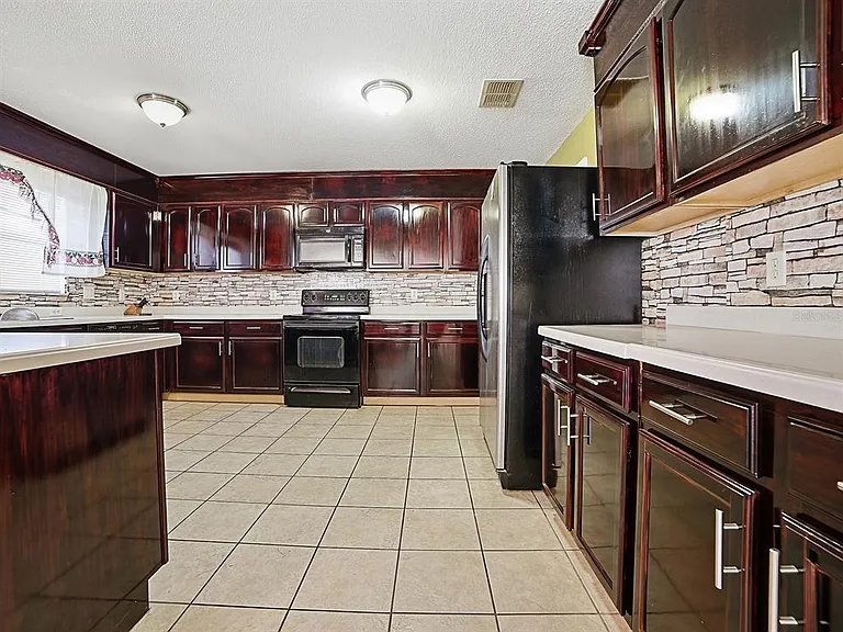 4547 Ashtubula Ct — Photo 13