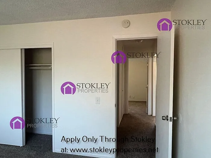 35 Roberts St #B — Photo 9