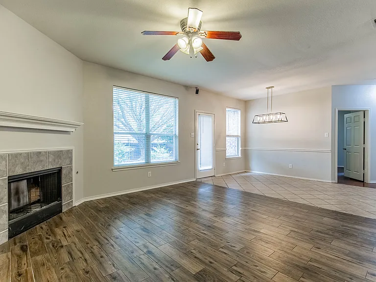 11812 Wispwillow Dr — Photo 9