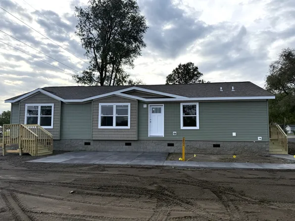 2025 Double - 3/2 Plan, Riverview Park