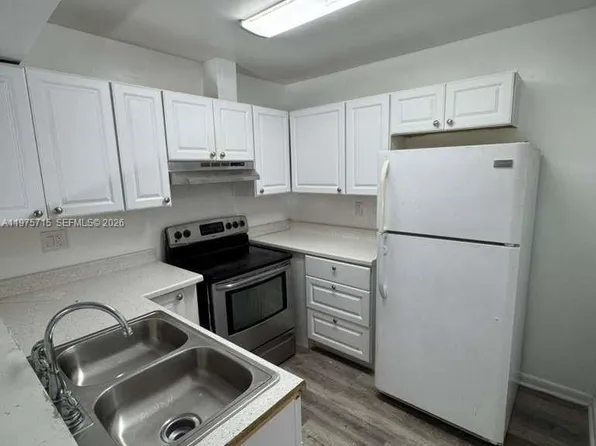 (undisclosed Address), West Palm Beach, FL 33404