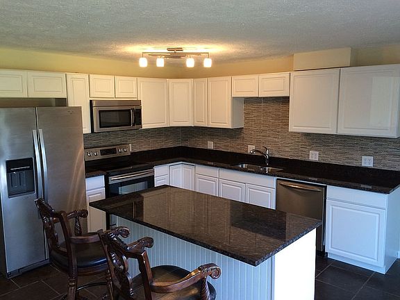4th image of 5899 McKinley St