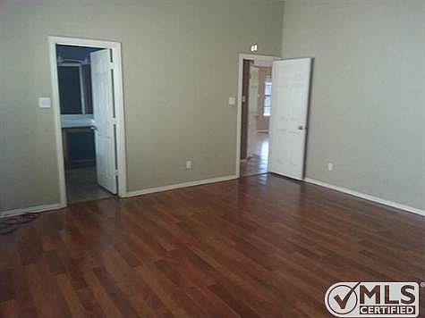 3rd image of 6437 Skyline Dr