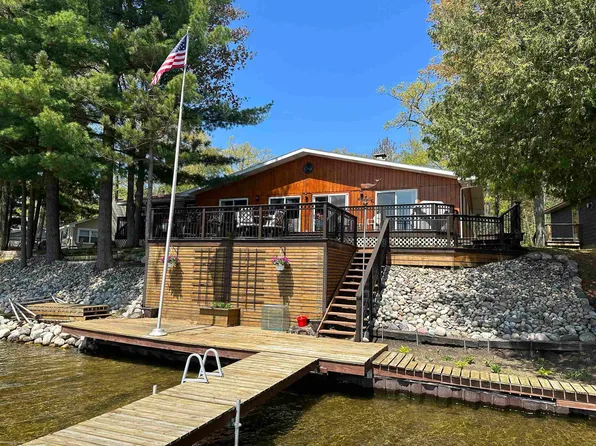 4879 Sagamore Cir, Hale, MI 48739