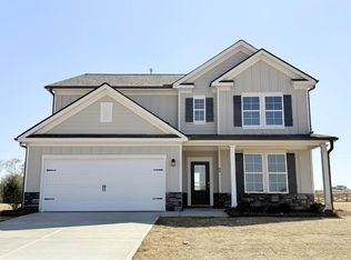 99 Annie Ln, Statham, GA 30666