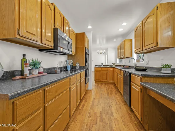 2758 N Warren Ave, Tucson, AZ 85719