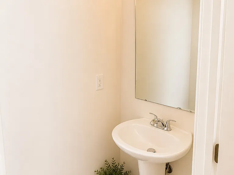 2452 A Brookville Dr #A — Photo 5