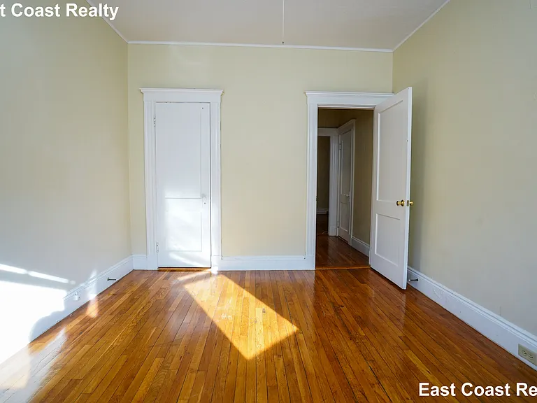 220 Kelton St #224-6 — Photo 9