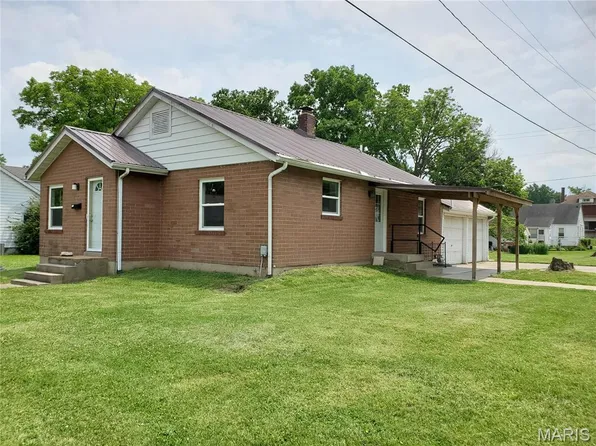 1225 Bloomfield Rd, Cape Girardeau, MO 63703