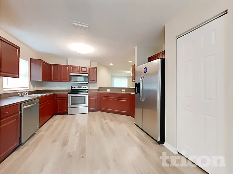 1119 Shared Passion St — Photo 6