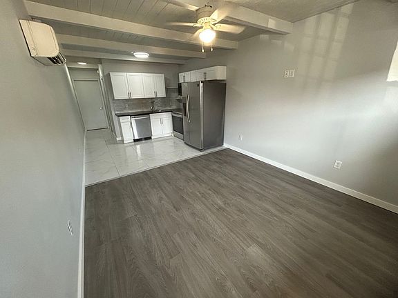 3rd image of 1104 E Race Ave #C45