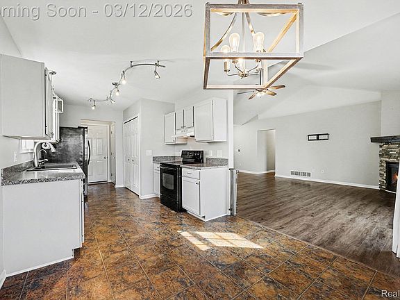 2nd image of 755 1st St