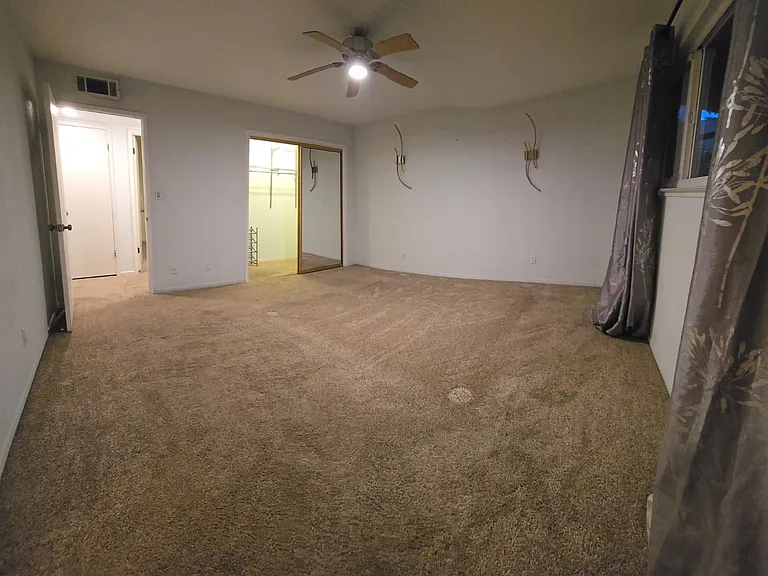 5170 E Huntington Ave — Photo 48