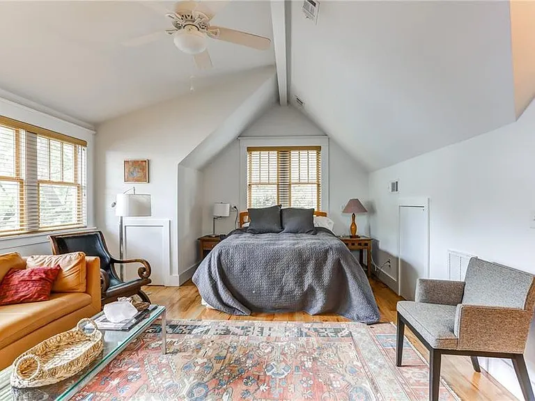 780 Clemont Dr NE — Photo 11