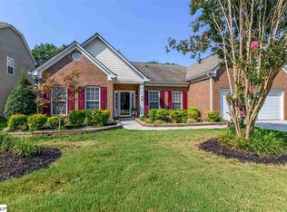 15 Heritage Point Dr, Simpsonville, SC 29681