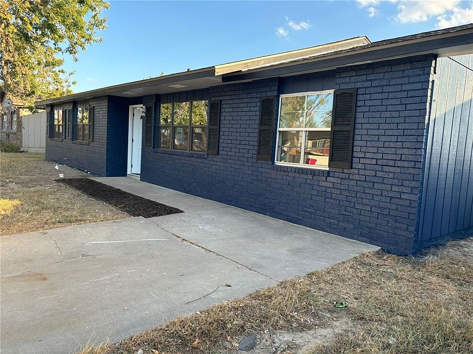 1st image of 1316 W Bishop Dr