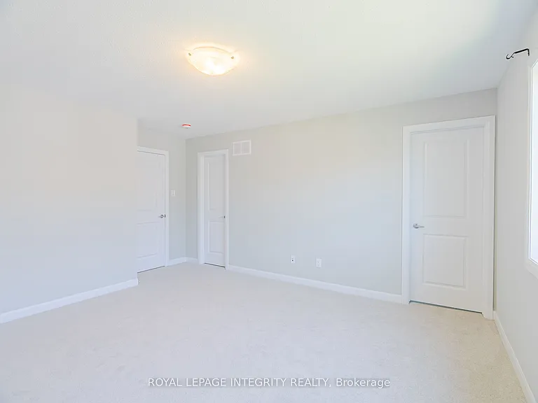 96 Osler St E — Photo 15