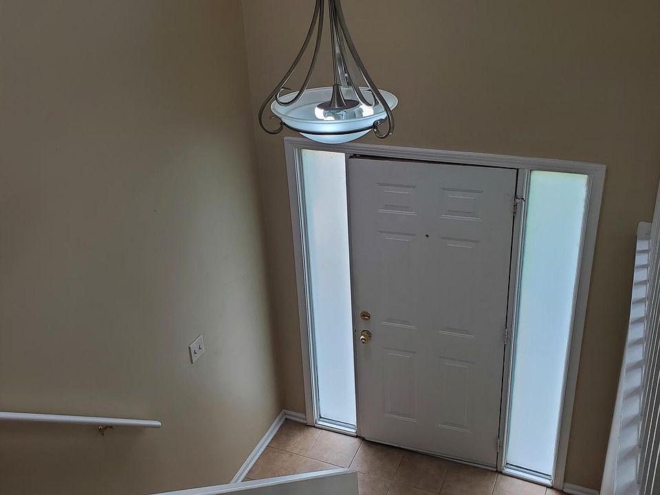 1st image of 2070 W Williams Cir #105
