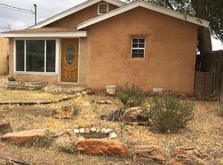 523 Veranda Rd NW, Albuquerque, NM 87107