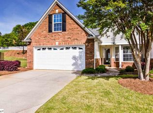 117 High Crest Ct, Simpsonville, SC 29681