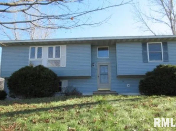 59 Thompson Dr, Palo, IA 52324