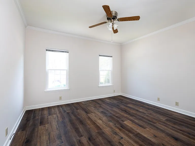 1215 Carriage Park Dr — Photo 22
