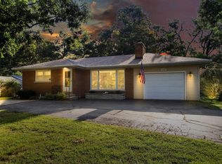 11909 39th Ave, Pleasant Prairie, WI 53158