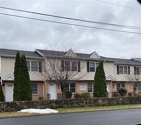 1st image of 1541 Highland Ave APT I