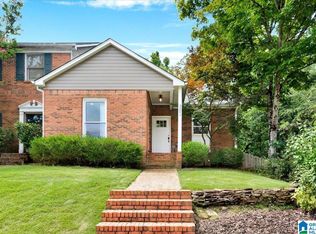 2201 Ascot Ln, Vestavia Hills, AL 35216
