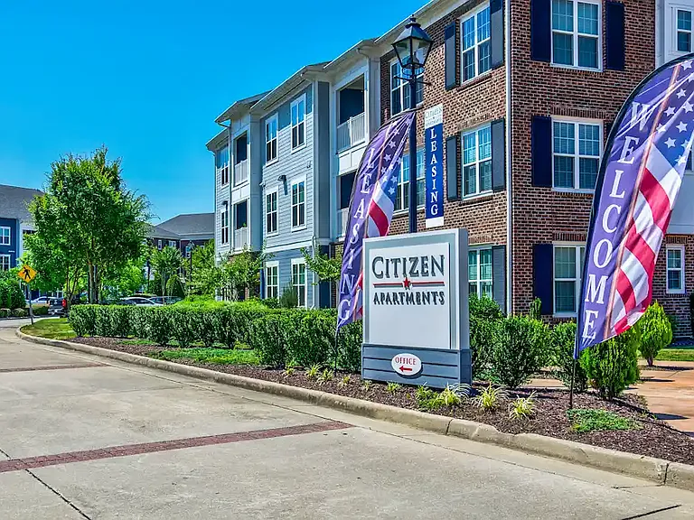 Citizen Apartments — Photo 2