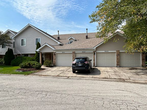 2nd image of 9045 Somerset Ct #9045
