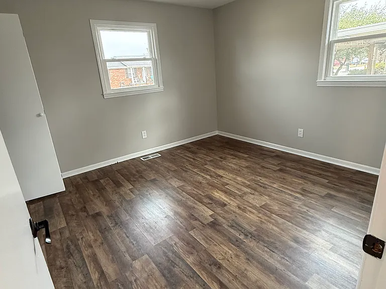 117 Colorado Ave — Photo 9
