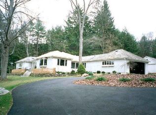 55 Kent Rd, Cornwall Bridge, CT 06754