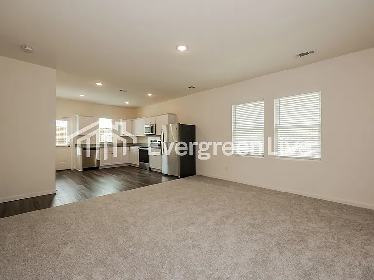 6069 Mojave Dr — Photo 5