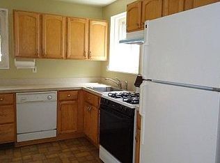 1400 Thornden Rd, Rockville, MD 20851