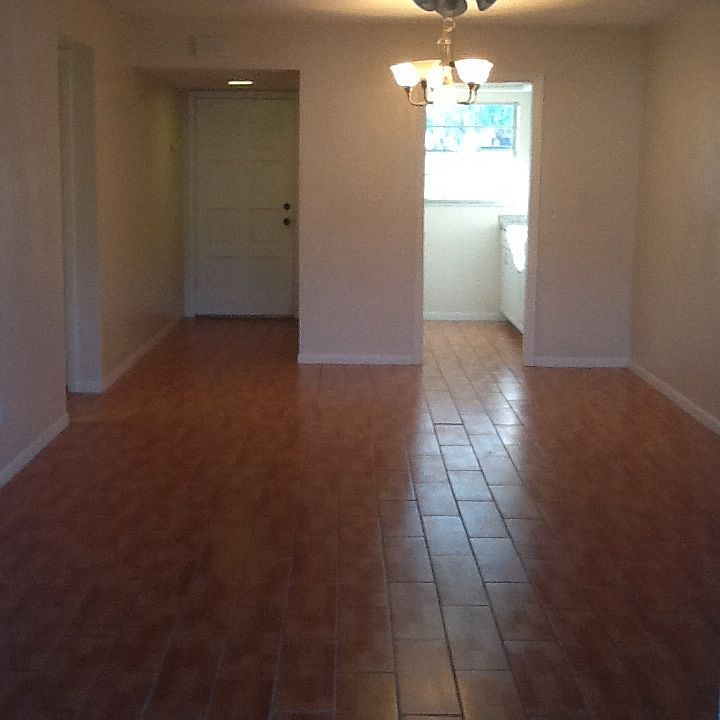 1st image of 1701 Pinehurst Rd APT 9G