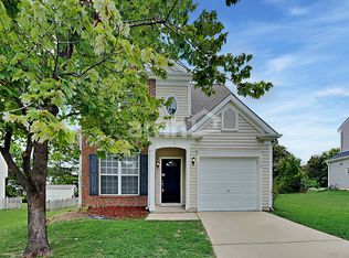 116 N Weststone Blvd, Fuquay Varina, NC 27526