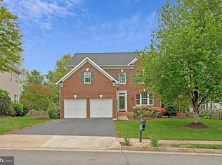 18218 Red Rock Way, Leesburg, VA 20176