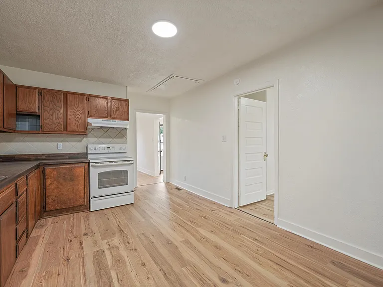 1815 Fay St — Photo 18
