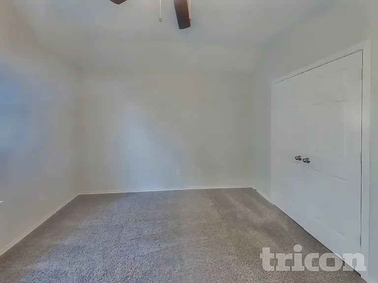 1630 Emily Ln — Photo 10