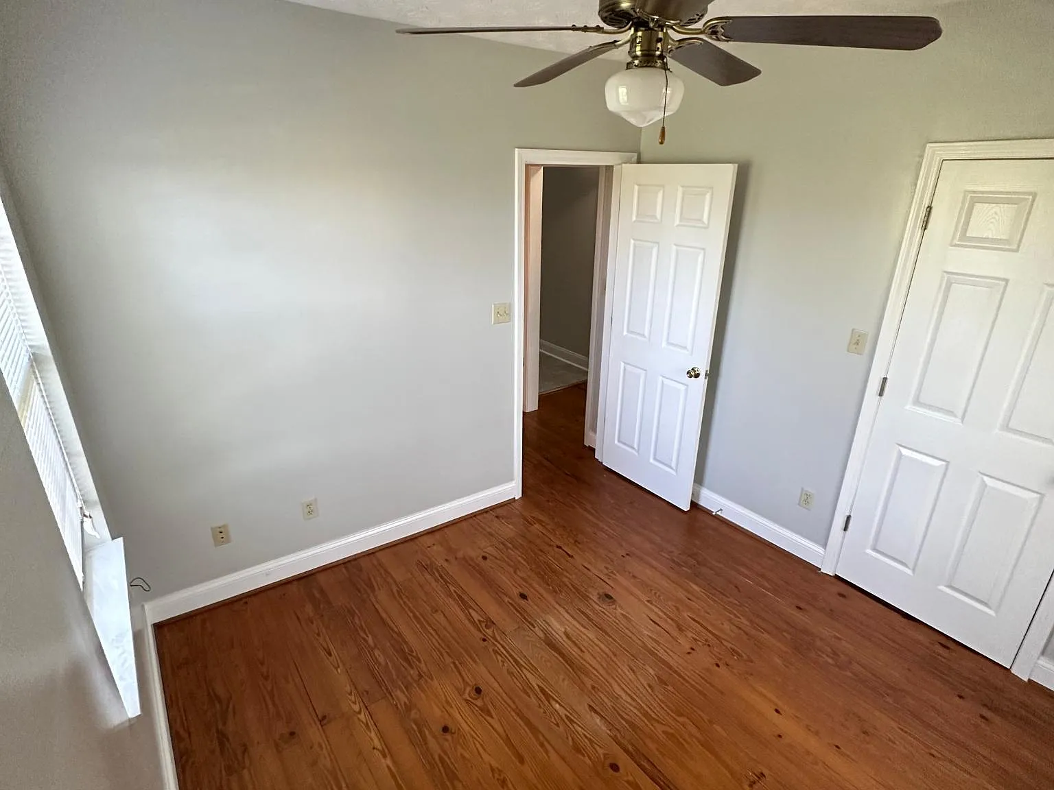 2 bed, 844 sqft, $1,600 — Photo 2