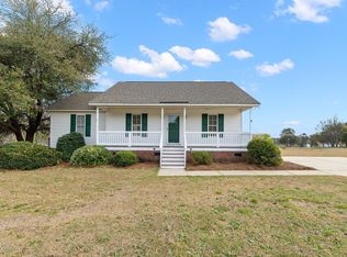 100 Trail Ridge Dr, Benson, NC 27504