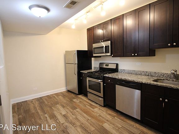 2nd image of 5001 N Sawyer Ave #3576592