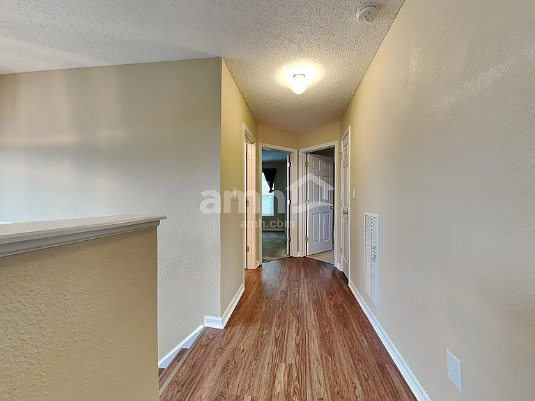8146 Whitham Dr — Photo 12