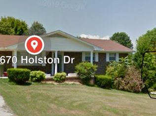 2670 Holston Dr, Morristown, TN 37814