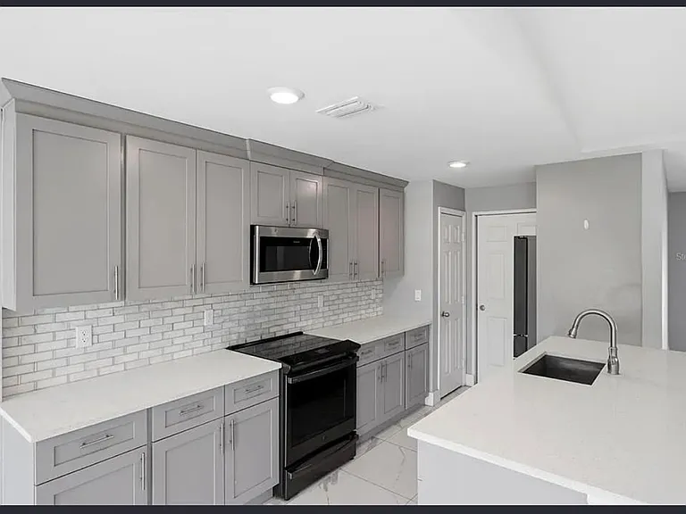 7530 Franzino Ave — Photo 18