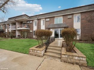 847 Miller Ln #11105, Buffalo Grove, IL 60089